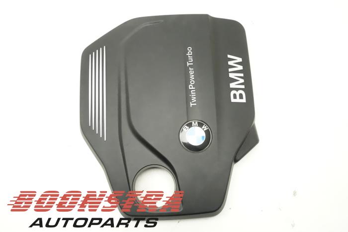 Couverture moteur d'un BMW 3 serie Touring (F31) 320d 2.0 16V EfficientDynamicsEdition 2015