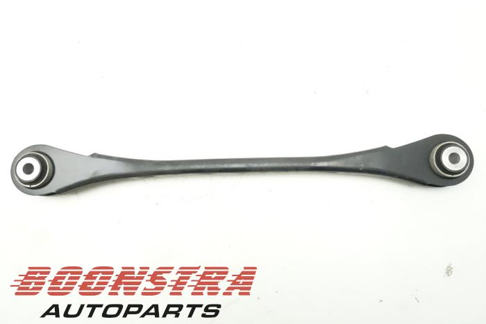 Lower wishbone, rear right from a BMW 3 serie (F30) 318i 1.5 TwinPower Turbo 12V 2019