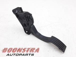 Used Accelerator pedal Volvo V40 (MV) 2.0 D2 16V Price € 24,95 Margin scheme offered by Boonstra Autoparts