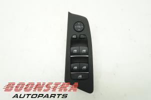 Used Electric window switch BMW 5 serie Touring (G31) 525d 2.0 TwinPower Turbo 16V Price € 36,75 Margin scheme offered by Boonstra Autoparts