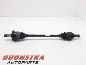 Used Drive shaft, rear right BMW 3 serie (F30) 320d 2.0 16V EfficientDynamicsEdition Price € 29,95 Margin scheme offered by Boonstra Autoparts