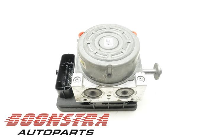 Używane Pompa ABS Dacia Lodgy (JS/SD0J) 1.5 dCi FAP Cena € 71,95 Procedura marży oferowane przez Boonstra Autoparts