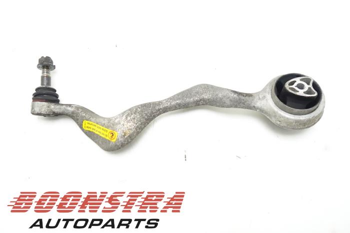 Front lower wishbone, left from a BMW 3 serie (E90) 320d 16V Corporate Lease 2011