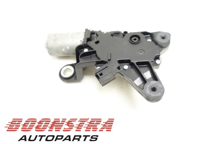 Rear wiper motor from a BMW 3 serie Touring (F31) 330d 3.0 24V 2013