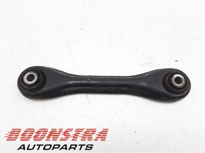 Lower wishbone, rear right from a Ford Focus 3 Wagon 1.6 SCTi 16V 2012