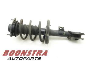 Used Front shock absorber rod, right Hyundai i40 CW (VFC) 1.7 CRDi 16V Price € 89,25 Margin scheme offered by Boonstra Autoparts