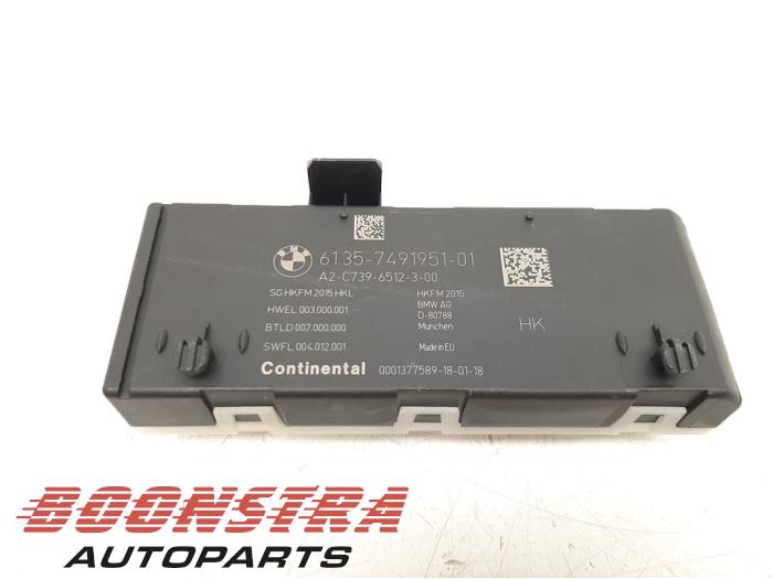 Module tailgate motor from a BMW 5 serie (G30) 520i 2.0 TwinPower Turbo 16V 2018