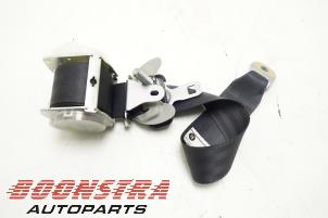 Used Rear seatbelt, left Lexus CT 200h 1.8 16V Price € 44,25 Margin scheme offered by Boonstra Autoparts