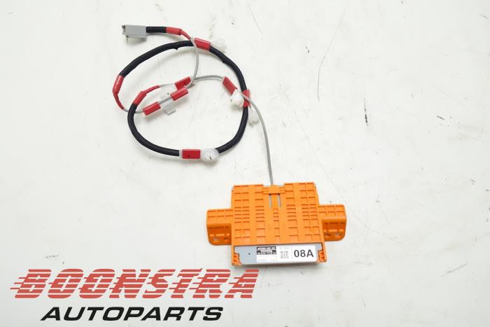 Używane Antena GPS Lexus CT 200h 1.8 16V Cena € 29,95 Procedura marży oferowane przez Boonstra Autoparts