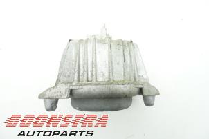 Used Engine mount Mercedes E (W212) E-220 CDI 16V BlueEfficiency,BlueTEC Price € 24,95 Margin scheme offered by Boonstra Autoparts