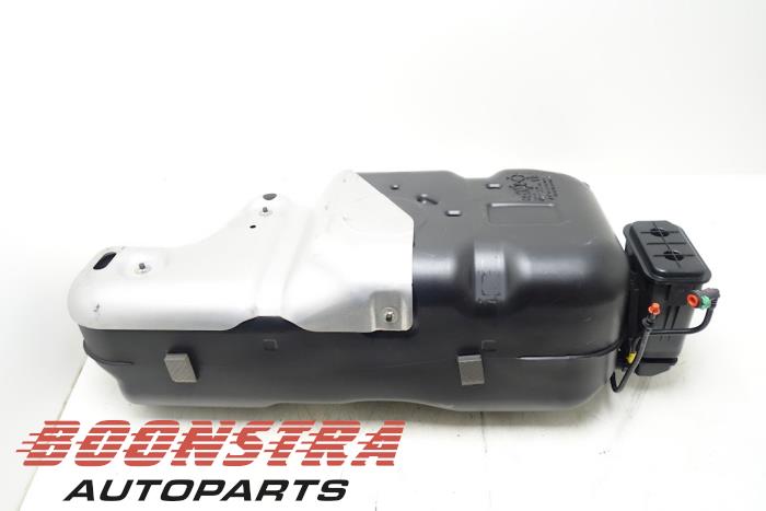 Tank from a Opel Karl 1.0 12V 2019