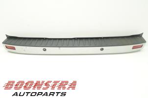 Usagé Pare-chocs arrière Ford Transit Custom 2.2 TDCi 16V Prix € 45,33 Prix TTC proposé par Boonstra Autoparts