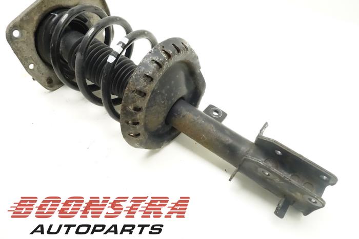 Front shock absorber rod, right from a Fiat Scudo (270) 1.6 D Multijet DPF 2013