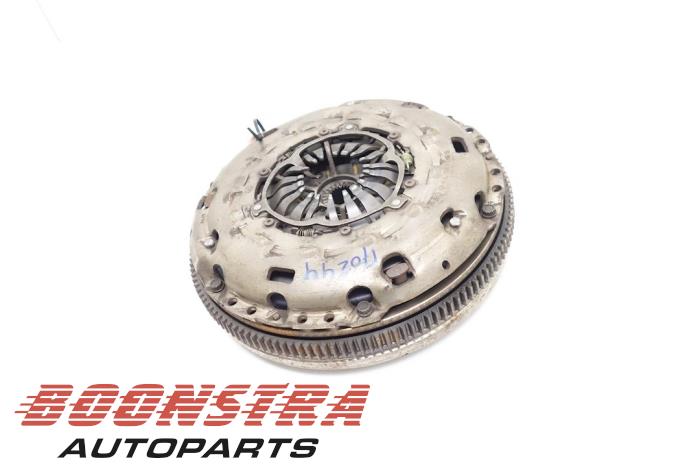 Gebrauchte Doppelte Masse Schwungrad Volkswagen Golf VII (AUA) 2.0 TDI 4Motion 16V Preis € 74,25 Margenregelung angeboten von Boonstra Autoparts