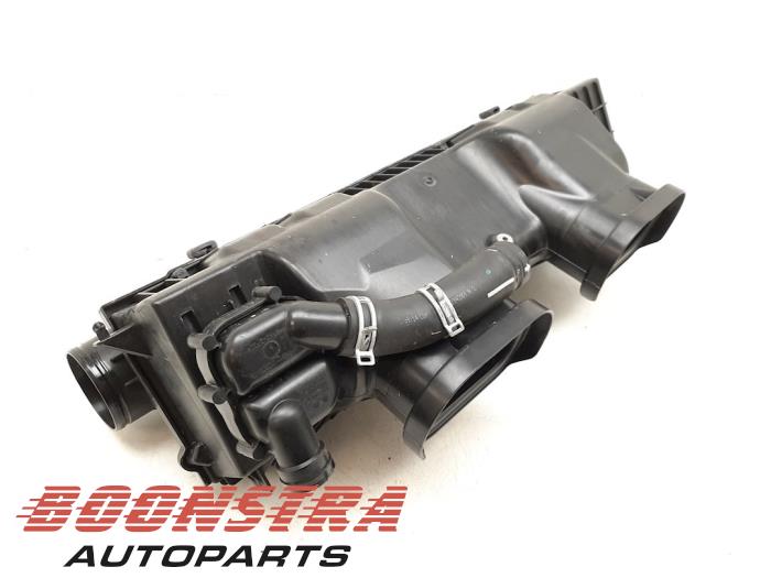Begagnade Luftfilterhus Porsche 911 (991) 3.8 24V Turbo S Pris € 249,95 Marginaltabell erbjuds av Boonstra Autoparts