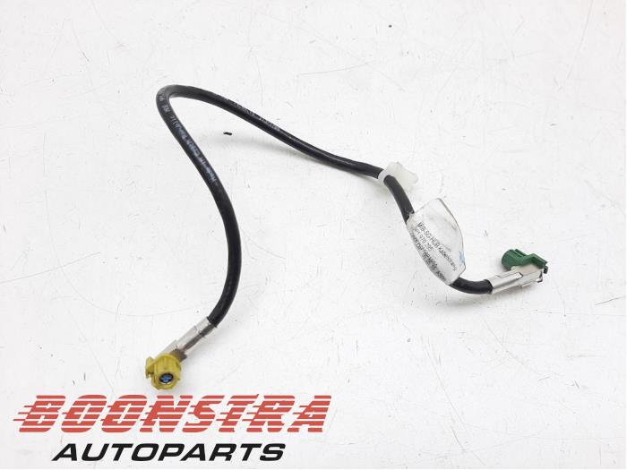 Begagnade Kablage Porsche 911 (991) 3.8 24V Turbo S Pris € 29,95 Marginaltabell erbjuds av Boonstra Autoparts