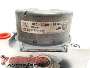 ABS Pumpe van een Ford Mondeo V Wagon 1.5 TDCi 2015