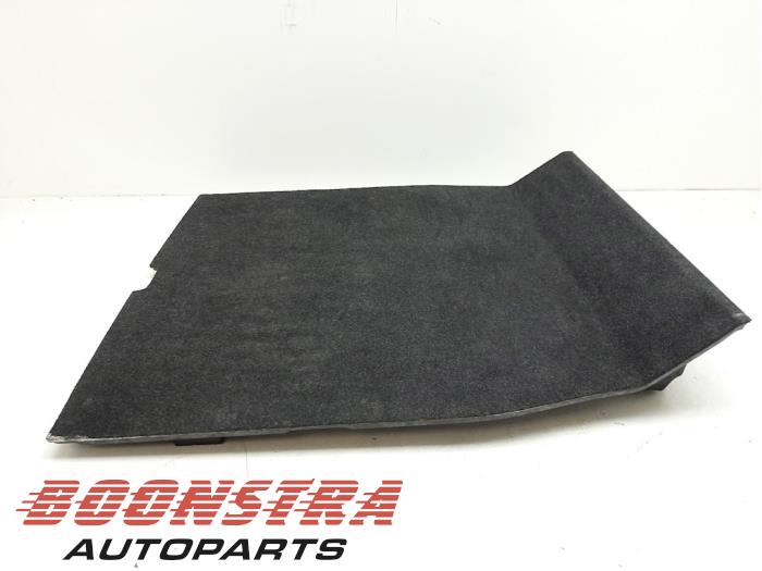 Floor panel load area from a Volvo S60 II (FS) 2.0 D4 16V 2014