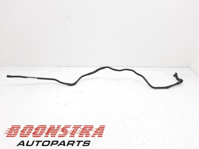 Usagé Conduit de carburant Porsche 911 (991) 3.8 24V Turbo S Prix € 49,00 Règlement à la marge proposé par Boonstra Autoparts