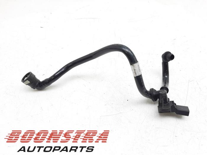 Usagé Conduit de carburant Porsche 911 (991) 3.8 24V Turbo S Prix € 69,00 Règlement à la marge proposé par Boonstra Autoparts