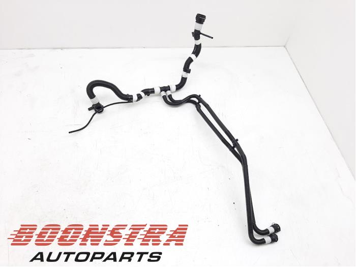 Usagé Conduit (divers) Tesla Model 3 Long Range AWD 75 kWh Prix € 104,25 Règlement à la marge proposé par Boonstra Autoparts