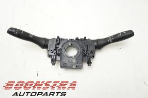 Used Steering column stalk Nissan Qashqai (J11) 1.2 DIG-T 16V Price € 50,95 Margin scheme offered by Boonstra Autoparts