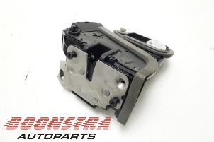 Used Rear door mechanism 4-door, right Opel Astra K Sports Tourer 1.0 Turbo 12V Price € 24,95 Margin scheme offered by Boonstra Autoparts
