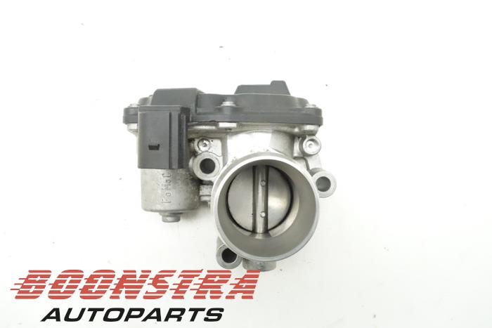 Usagé Boitier papillon Ford Focus 3 1.0 Ti-VCT EcoBoost 12V 125 Prix € 24,95 Règlement à la marge proposé par Boonstra Autoparts