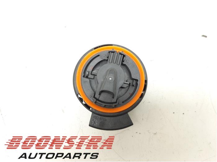 Begagnade Sensor (övriga) Tesla Model 3 Standard RWD Plus 60 kWh Pris € 24,95 Marginaltabell erbjuds av Boonstra Autoparts