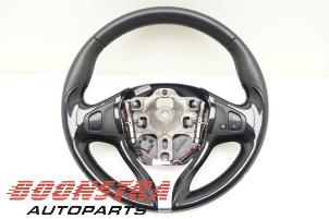 Used Steering wheel Renault Clio IV Estate/Grandtour (7R) 1.5 Energy dCi 90 FAP Price € 74,25 Margin scheme offered by Boonstra Autoparts