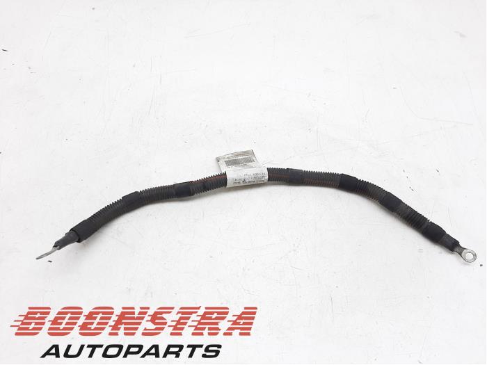 Używane Kabel (rózne) Ferrari 458 Spider 4.5 V8 32V DCT Cena € 24,95 Procedura marży oferowane przez Boonstra Autoparts
