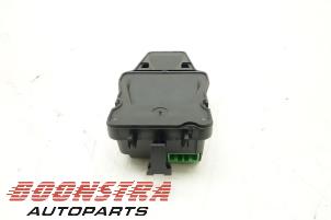 Hastighetssensor från en Volvo S60 II (FS) 2.0 D4 16V 2014