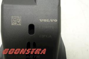 Hastighetssensor från en Volvo S60 II (FS) 2.0 D4 16V 2014