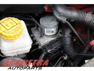 Używane Pompa ABS Alfa Romeo MiTo (955) 1.4 Turbo Multi Air 16V Quadrifoglio Verde Cena € 38,95 Procedura marży oferowane przez Boonstra Autoparts
