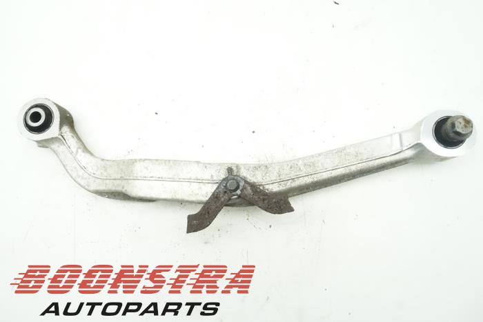 Rear upper wishbone, right from a Nissan Qashqai (J10) 2.0 16V 2011