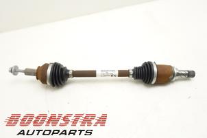 Used Drive shaft, rear left Renault Twingo III (AH) 1.0 SCe 75 12V Price € 24,95 Margin scheme offered by Boonstra Autoparts