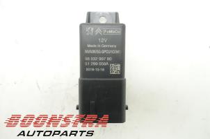 Used Glow plug relay Peugeot Expert (VA/VB/VE/VF/VY) 2.0 Blue HDi 120 16V Price € 30,19 Inclusive VAT offered by Boonstra Autoparts