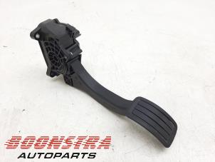 Used Accelerator pedal Peugeot Expert (VA/VB/VE/VF/VY) 2.0 Blue HDi 120 16V Price € 30,19 Inclusive VAT offered by Boonstra Autoparts