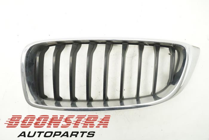 Używane Grill BMW 4 serie (F32) 420i 2.0 Turbo 16V Cena € 29,95 Procedura marży oferowane przez Boonstra Autoparts