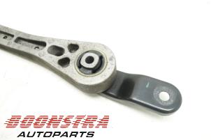 Engine mount from a Volkswagen Golf VI (5K1) 2.0 GTI 16V 2009