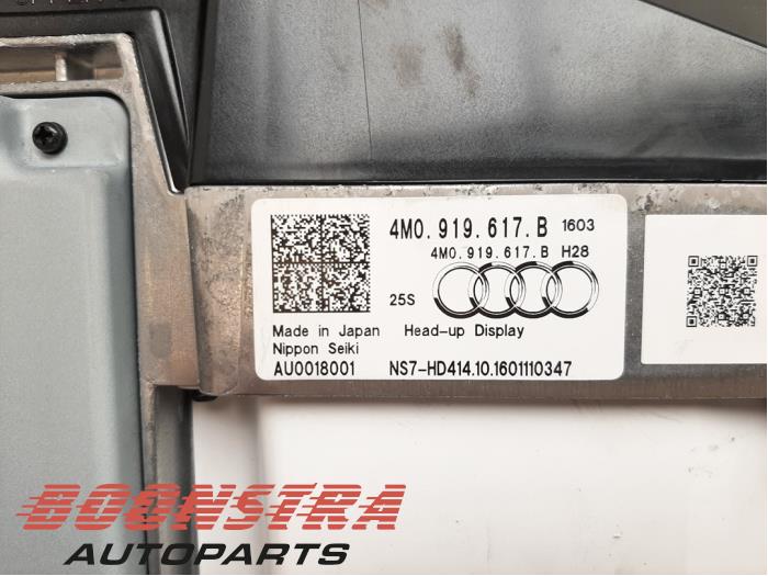 Wyswietlacz przezierny typu HUD z Audi Q7 (4MB/4MG) 3.0 TDI V6 24V 2017