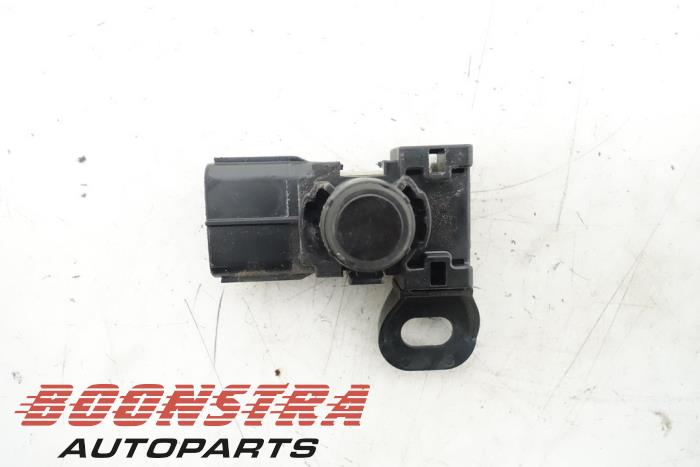 PDC Sensor from a Lexus CT 200h 1.8 16V 2011