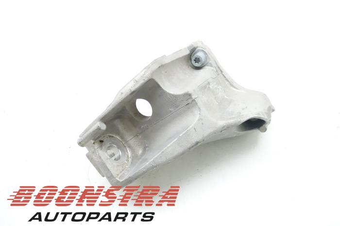 Used Engine mount Alfa Romeo Giulia (952) 2.0 T 16V Veloce Q4 Price € 24,95 Margin scheme offered by Boonstra Autoparts