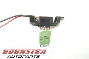 Used Heater resistor Renault Kangoo Express (FW) 1.5 dCi 75 FAP Price € 30,19 Inclusive VAT offered by Boonstra Autoparts