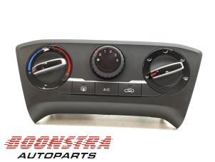 Begagnade Värmekontrollpanel Hyundai i20 (GBB) 1.2i 16V Pris € 89,25 Marginaltabell erbjuds av Boonstra Autoparts