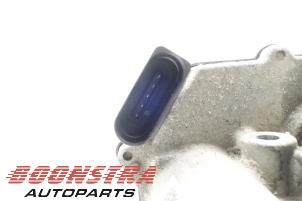Drosselklappengehäuse van een Volkswagen Amarok 2.0 BiTDI 16V 163 4Motion 2011