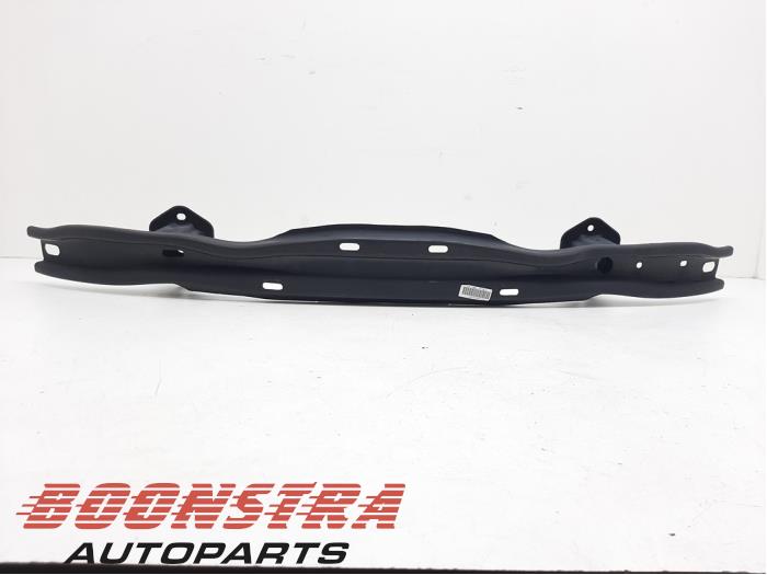 Rear bumper frame from a BMW 3 serie Touring (F31) 328i xDrive 2.0 16V 2015