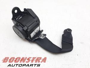 Used Rear seatbelt, right BMW 3 serie Touring (F31) 328i xDrive 2.0 16V Price € 24,95 Margin scheme offered by Boonstra Autoparts
