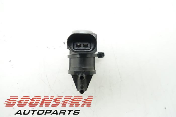 Sensor de presión de combustible de un Audi A1 Sportback (8XA/8XF) 1.6 TDI 16V 2014