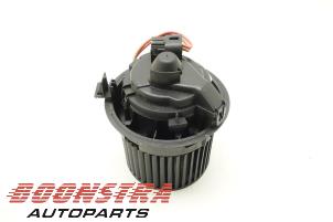 Used Heating and ventilation fan motor Renault Clio IV (5R) 1.5 Energy dCi 90 FAP Price € 24,95 Margin scheme offered by Boonstra Autoparts
